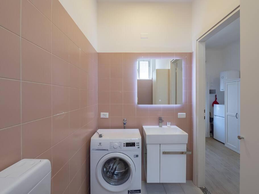 Youhosty - Accademia 53 Quinto Apartment Milan Luaran gambar