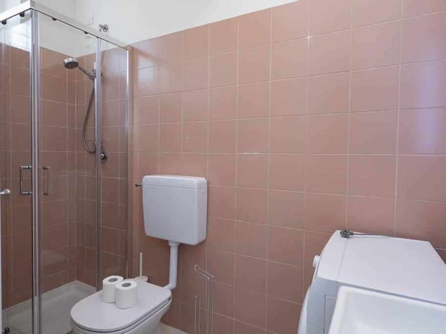 Youhosty - Accademia 53 Quinto Apartment Milan Luaran gambar